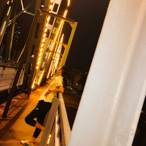 小伙子和老阿姨操屁
